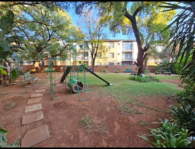 3 BEDROOM APARTMENT FOR SALE IN SINOVILLE